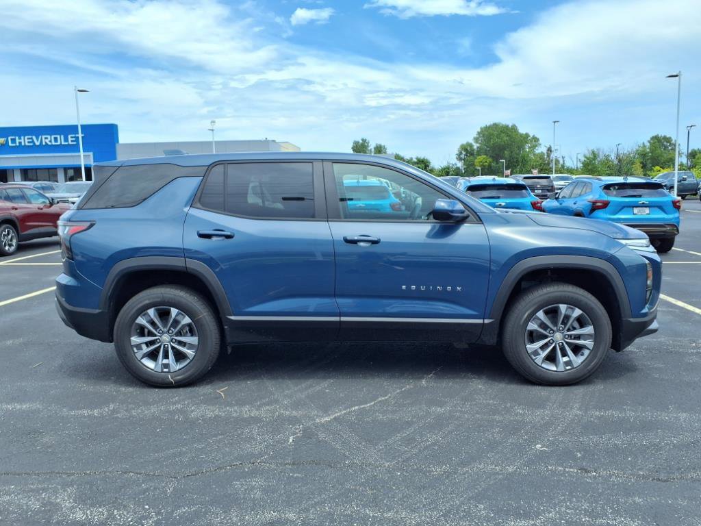 2026 Chevrolet Equinox LT photo 14