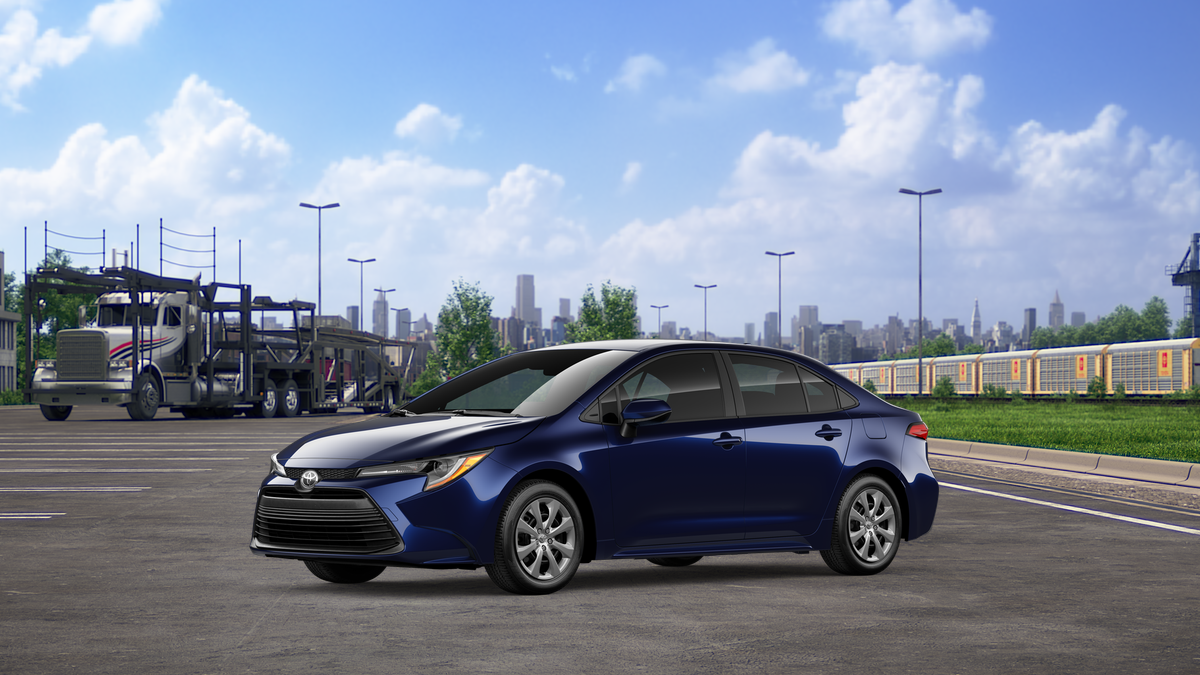 2026 Toyota Corolla LE photo 2