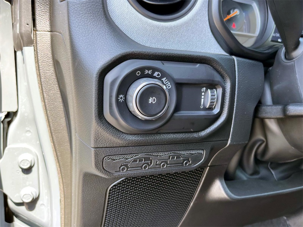 2025 Jeep Wrangler Sport S photo 12