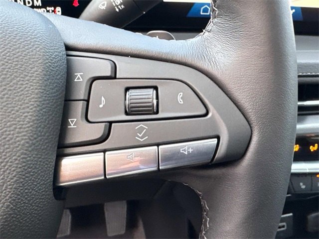 2025 Cadillac XT4 Premium Luxury photo 18