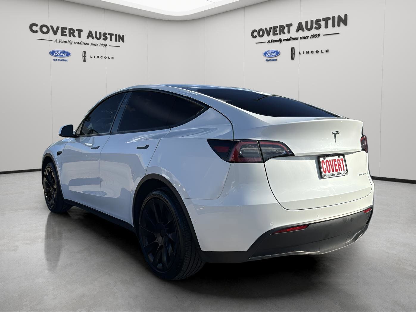 2021 Tesla Model Y Long Range photo 3