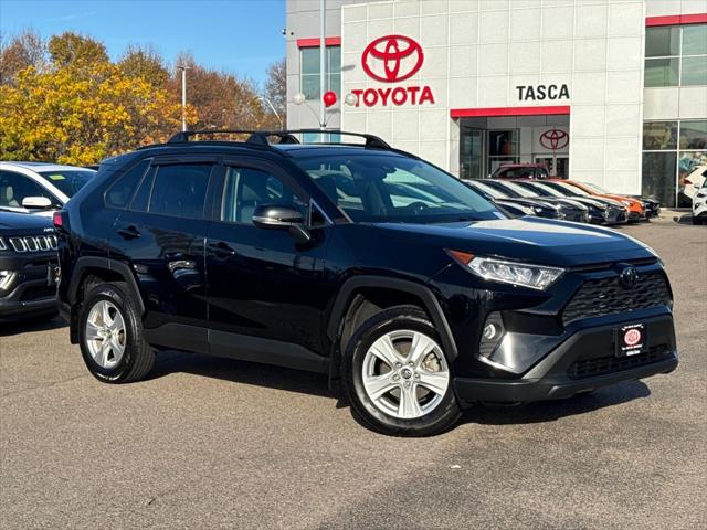 2021 Toyota RAV4 XLE's photo