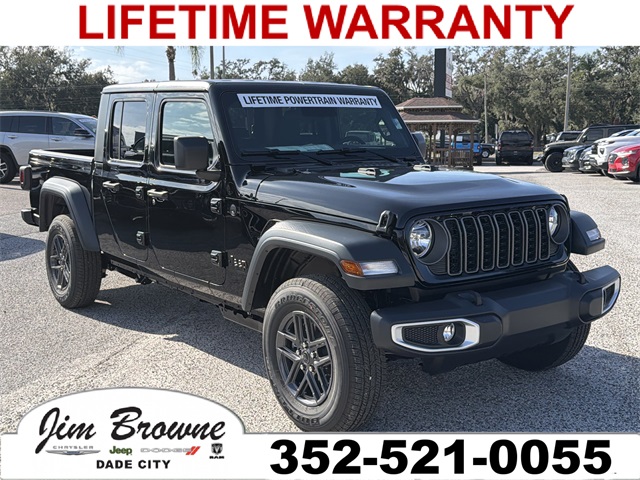 2026 Jeep Gladiator Sport S's photo