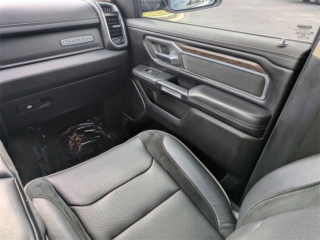 2019 Ram 1500 Laramie photo 18