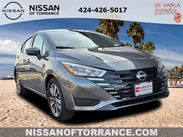 2025 Nissan Versa SV's photo