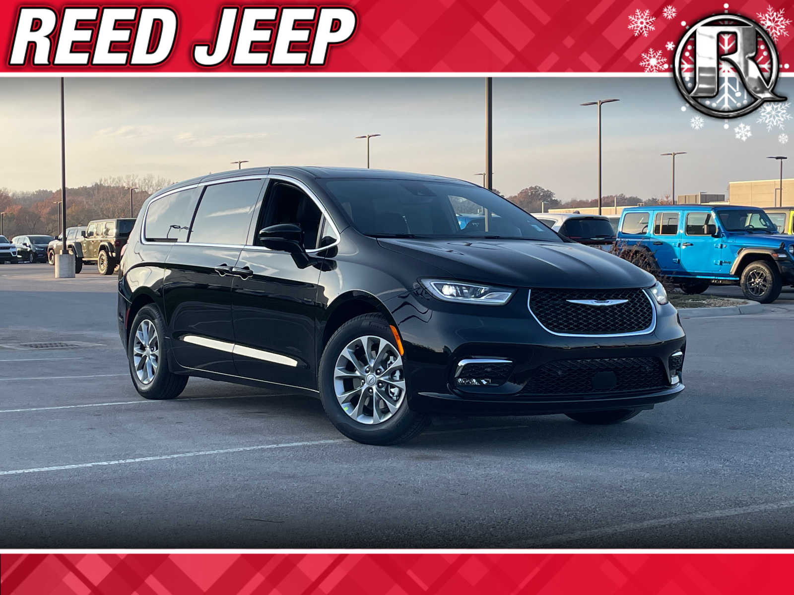 2026 Chrysler Pacifica Limited's photo