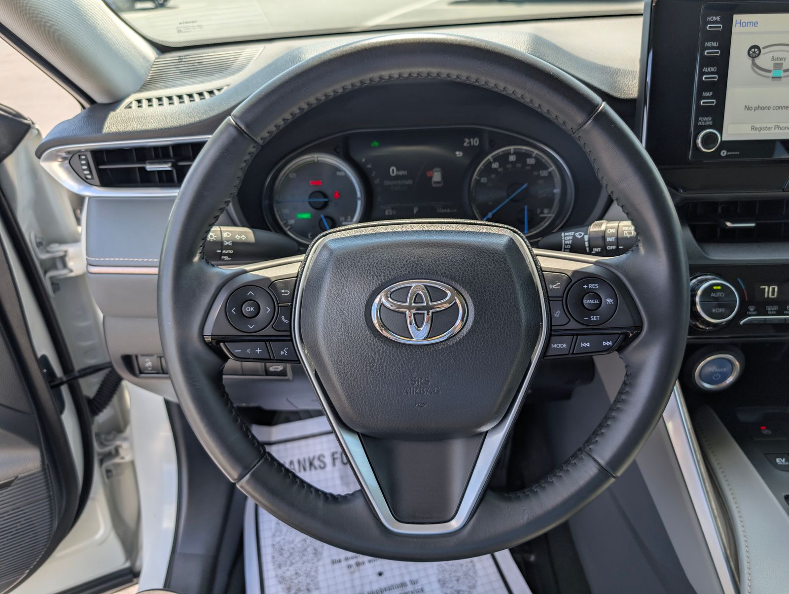 2022 Toyota Venza XLE photo 16