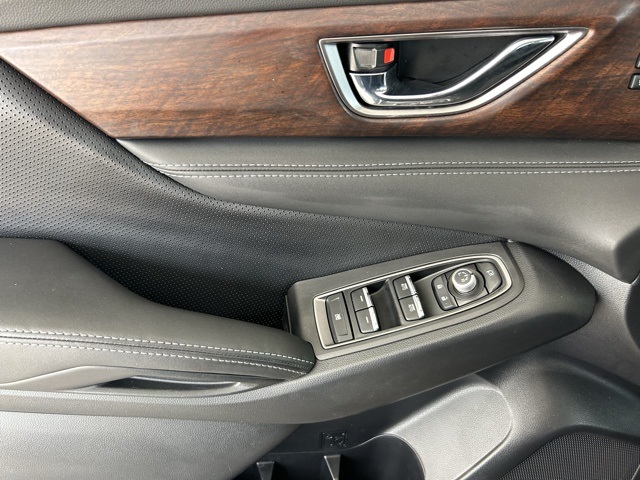 2023 Subaru Ascent Touring photo 28
