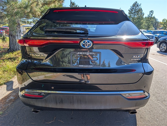 2021 Toyota Venza XLE photo 4