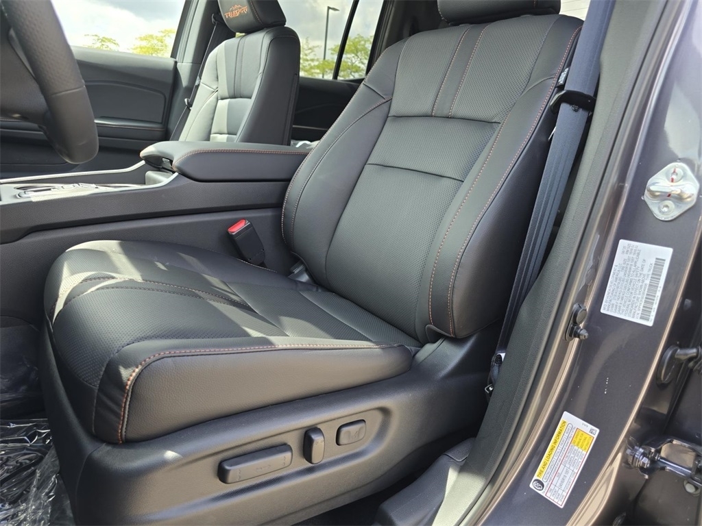 2025 Honda Ridgeline TrailSport photo 24