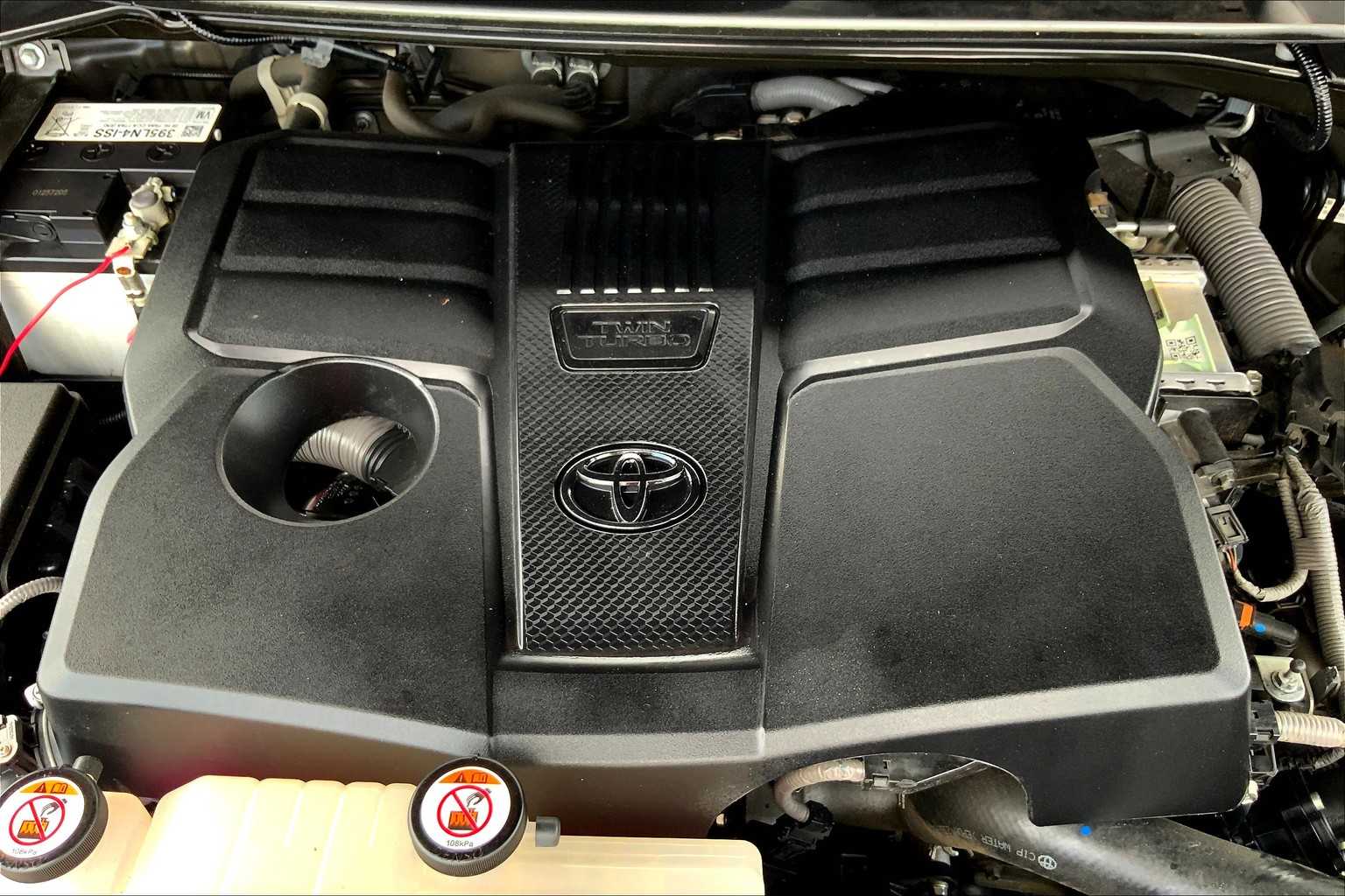 2022 Toyota Tundra Limited photo 29