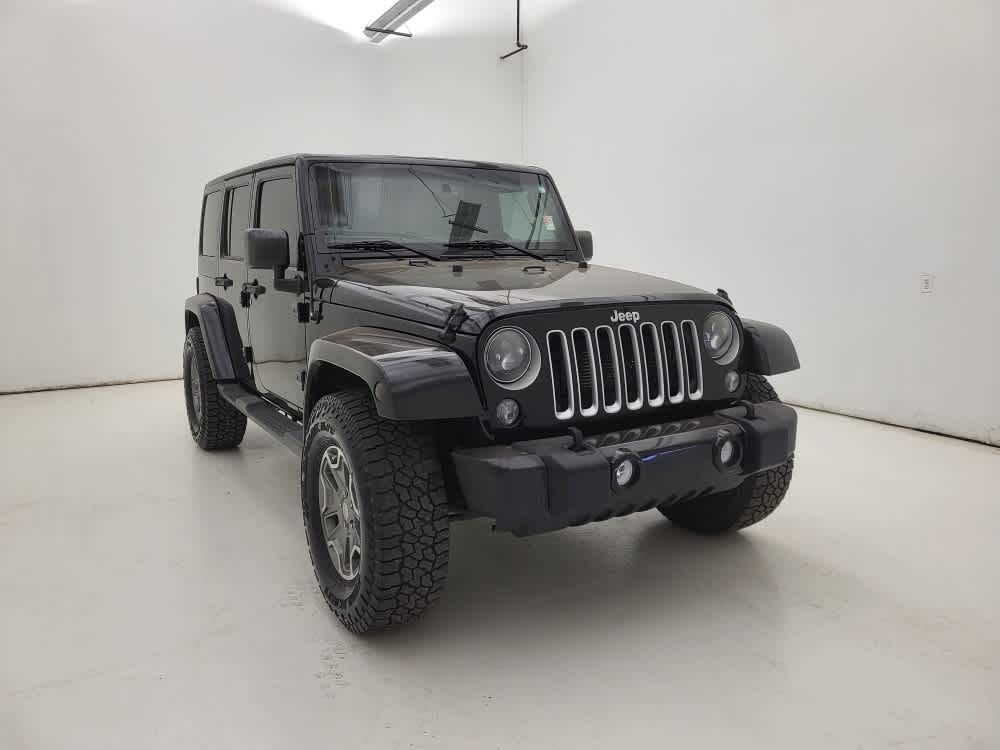 2016 Jeep Wrangler Unlimited Sahara photo 6
