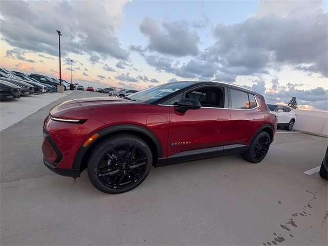 2026 Chevrolet Equinox EV 1LT photo 3