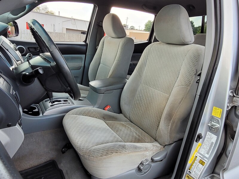 2011 Toyota Tacoma Double Cab V6 PreRunner photo 8