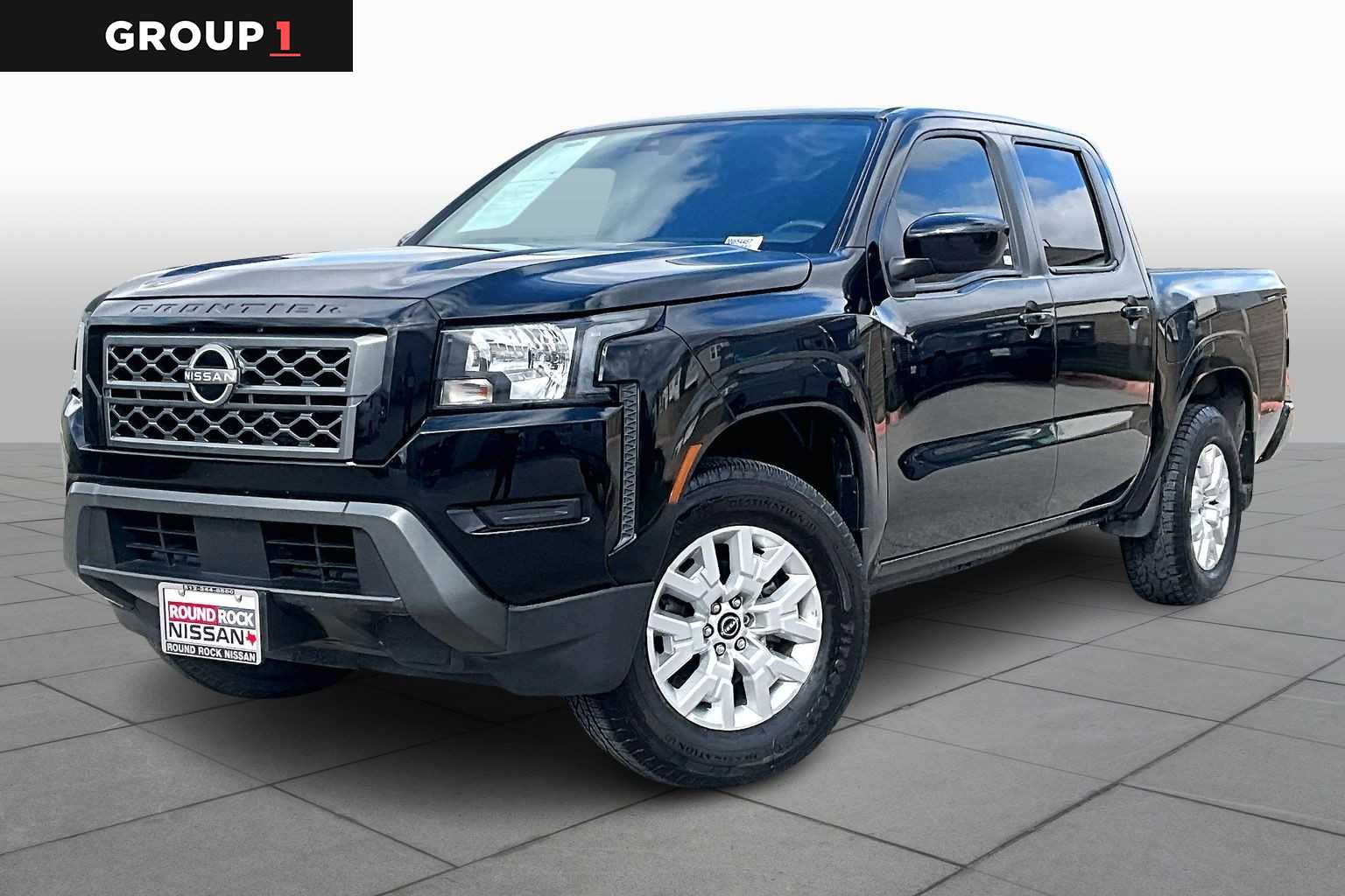 2022 Nissan Frontier SV's photo
