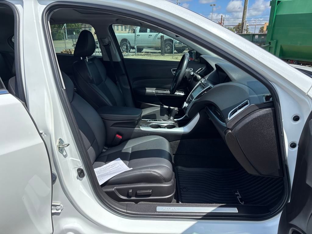 2020 Acura TLX 2.4L photo 5