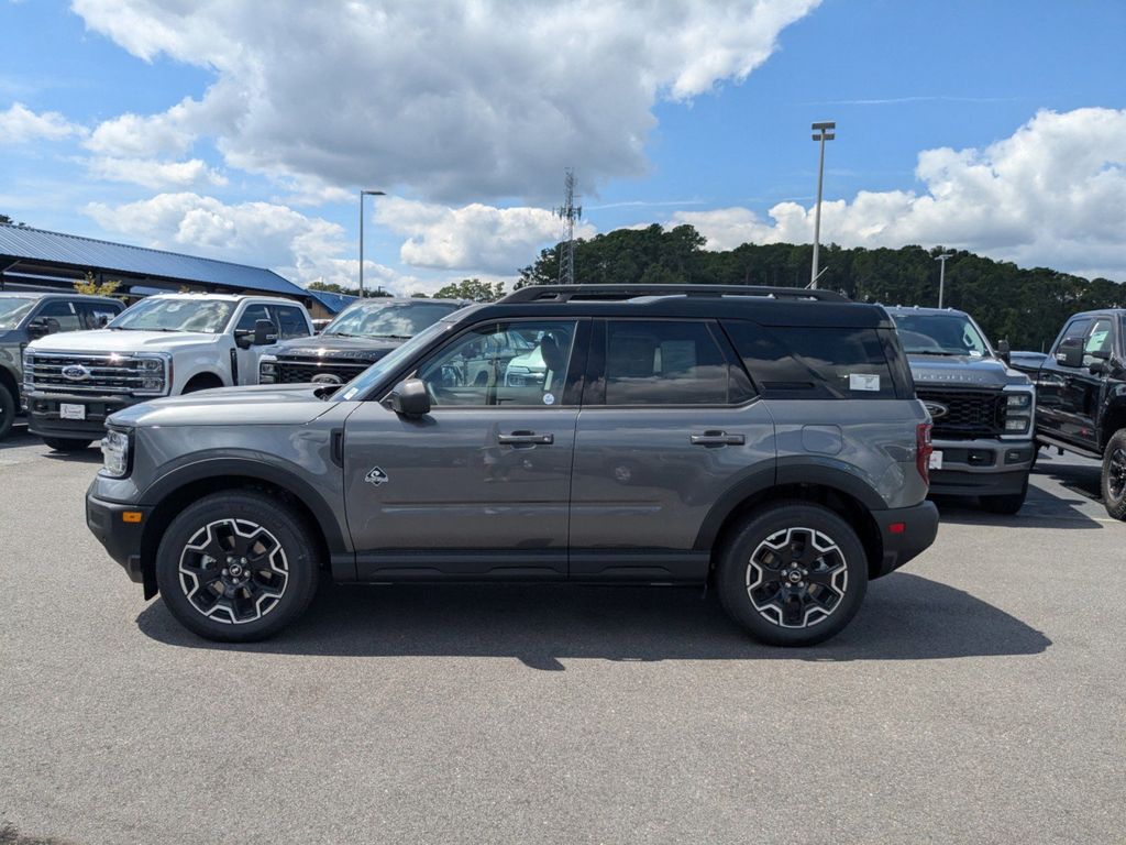2025 Ford Bronco Sport Outer Banks photo 6