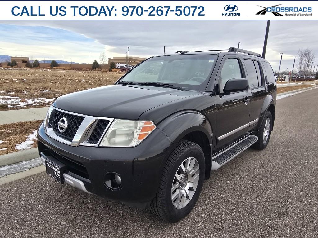 2010 Nissan Pathfinder LE