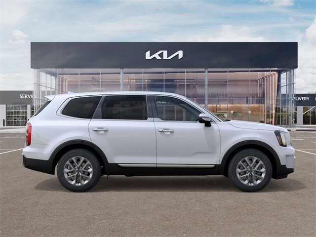 2025 Kia Telluride LX photo 5