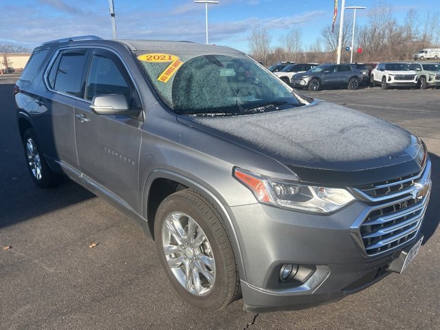 2021 Chevrolet Traverse High Country photo 2