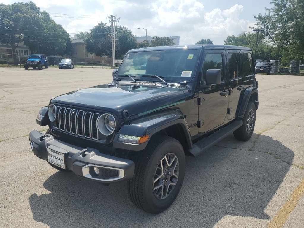 2025 Jeep Wrangler Sahara photo 3