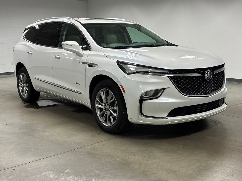 2023 Buick Enclave Avenir's photo