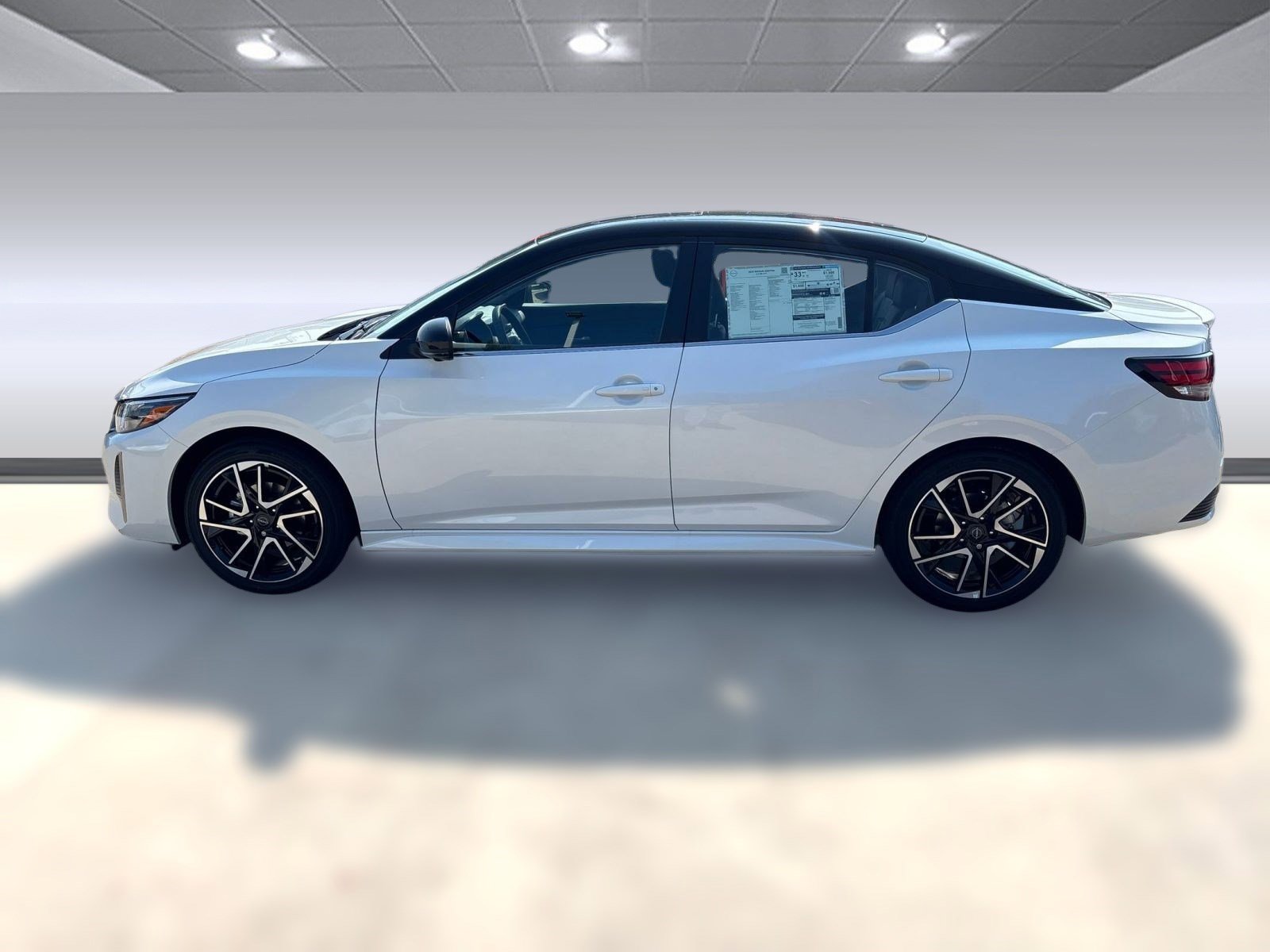 2025 Nissan Sentra SR photo 2