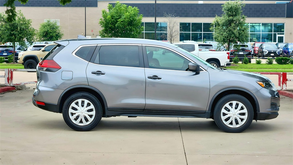 2020 Nissan Rogue S photo 19