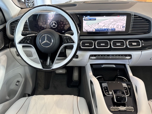 2025 Mercedes Benz GLS Maybach 600 4MATIC photo 30