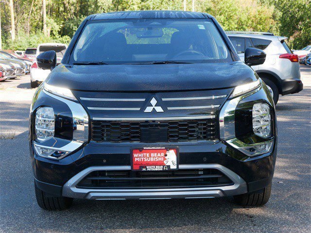 Certified 2025 Mitsubishi Outlander SE with VIN JA4J4VA83SZ021511 for sale in White Bear Lake, Minnesota