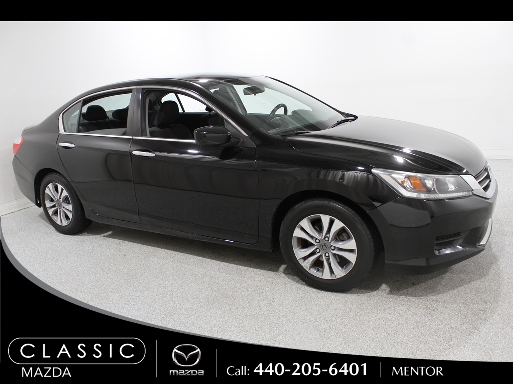 2014 Honda Accord LX's photo