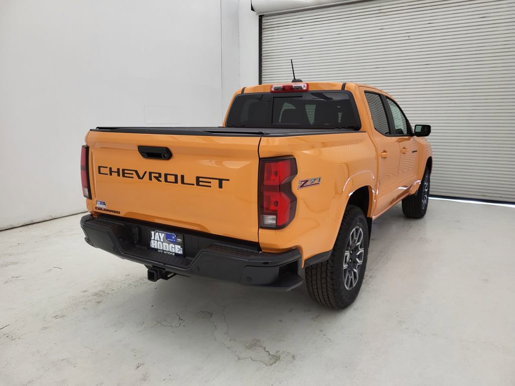 2025 Chevrolet Colorado Z71 photo 13