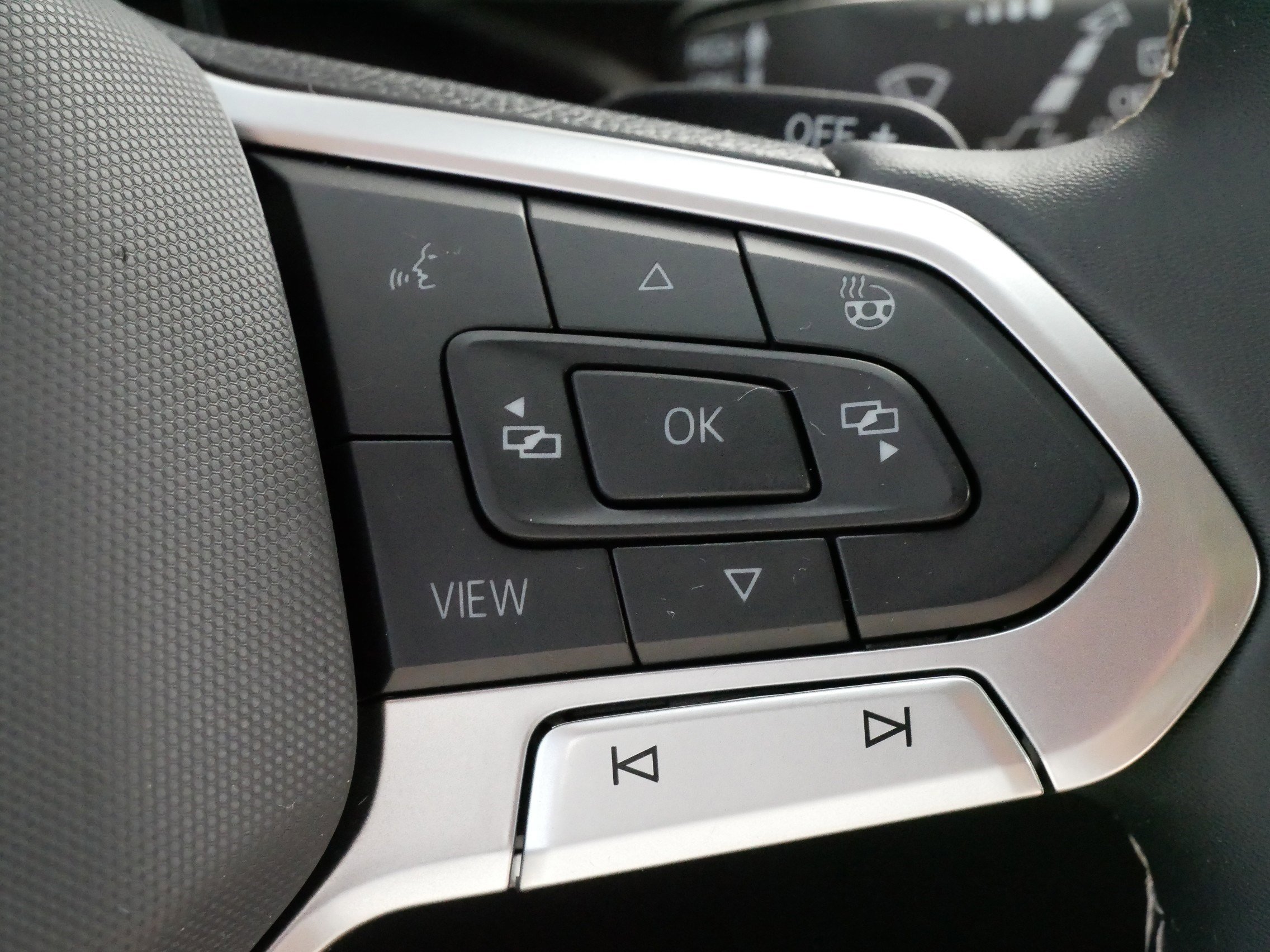 2024 Volkswagen Atlas SE photo 24