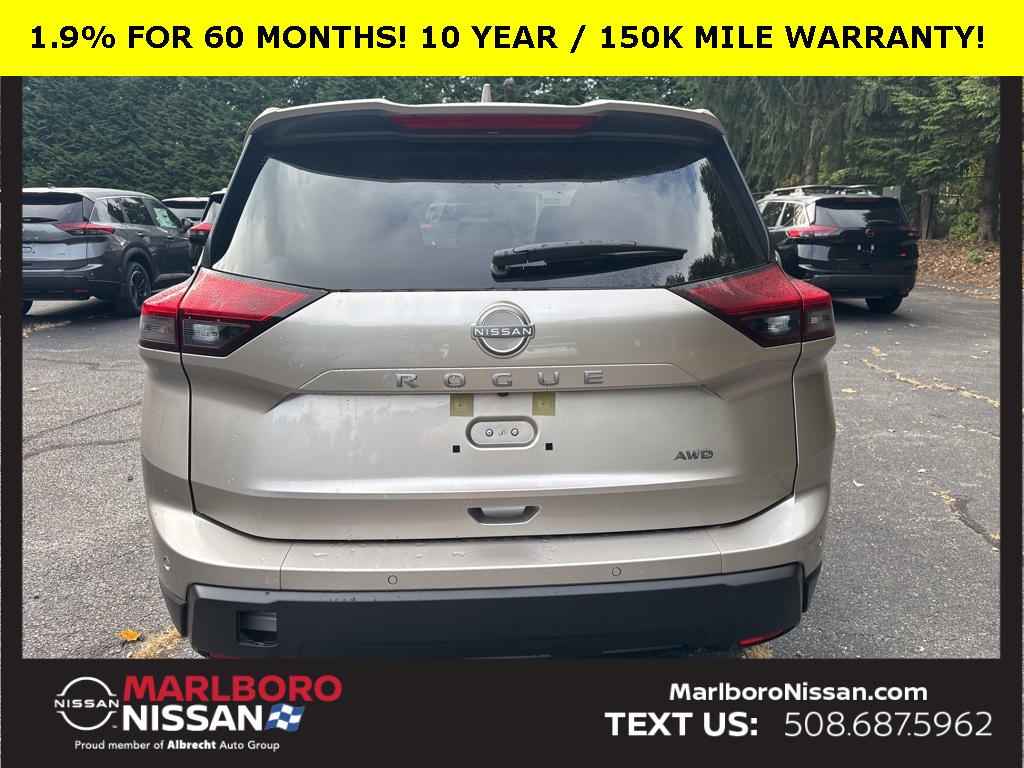 2026 Nissan Rogue SV photo 2