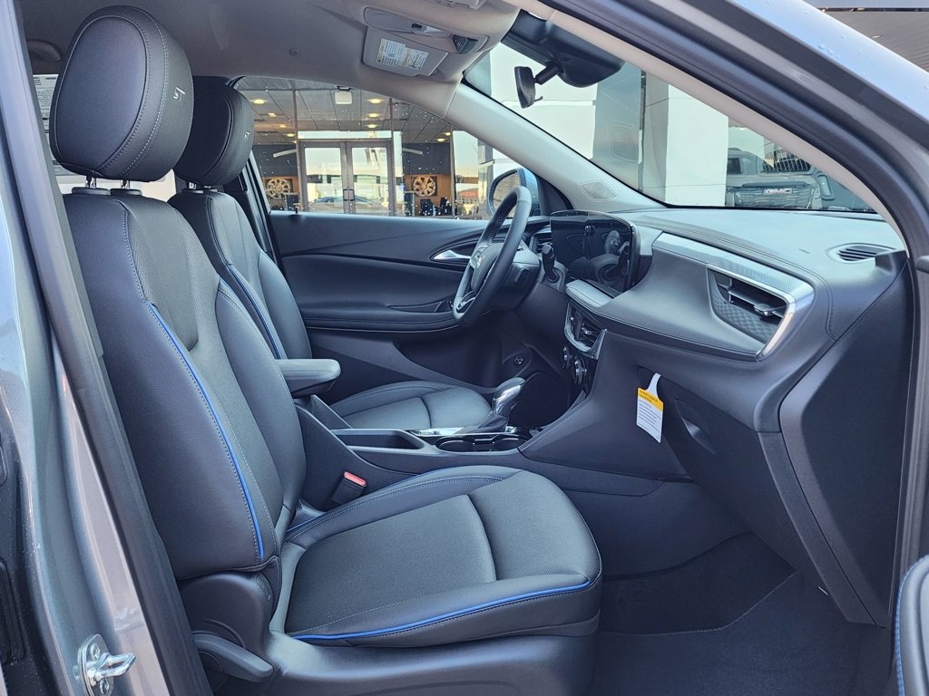 2026 Buick Encore GX Sport Touring photo 37