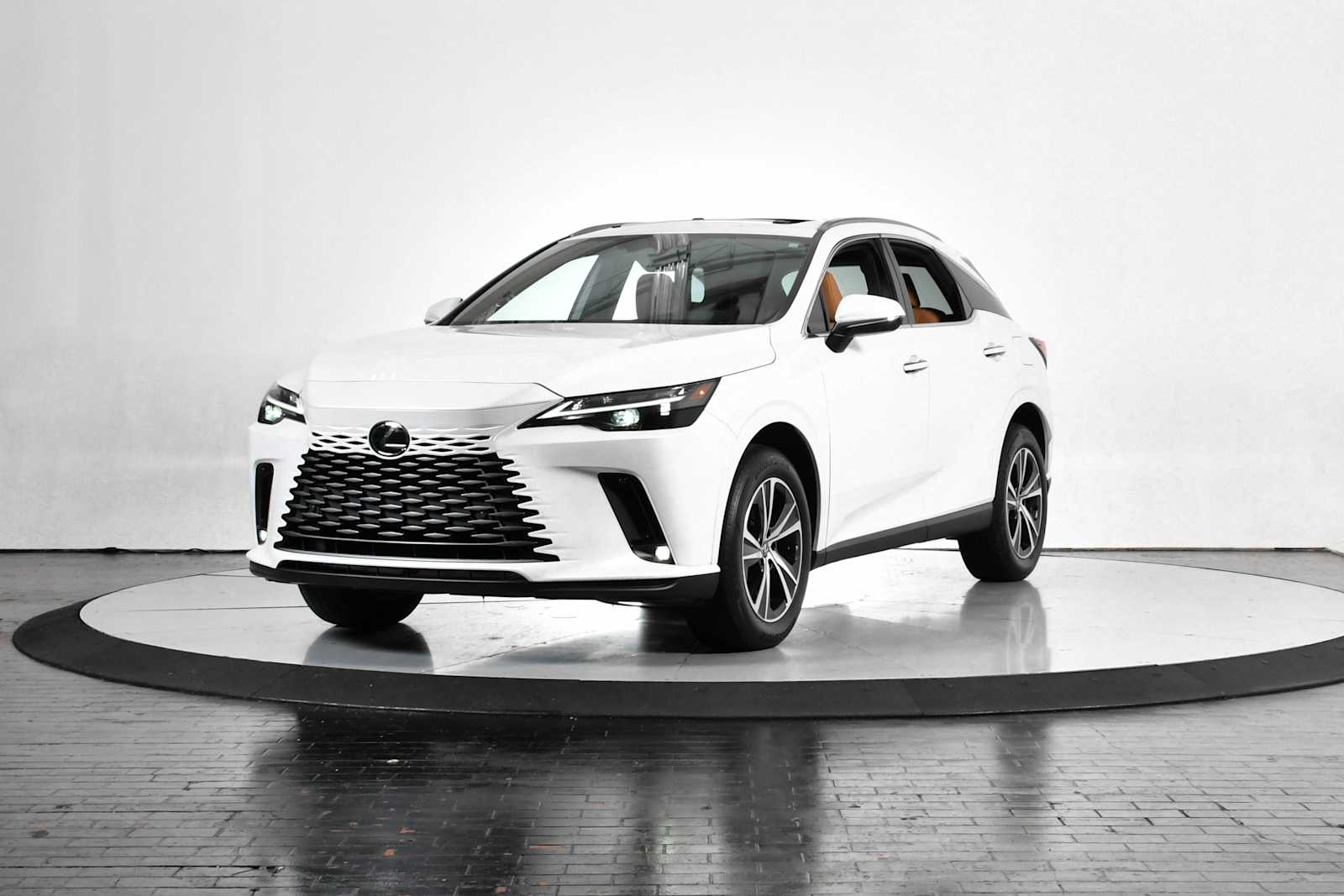 2024 Lexus RX 350's photo