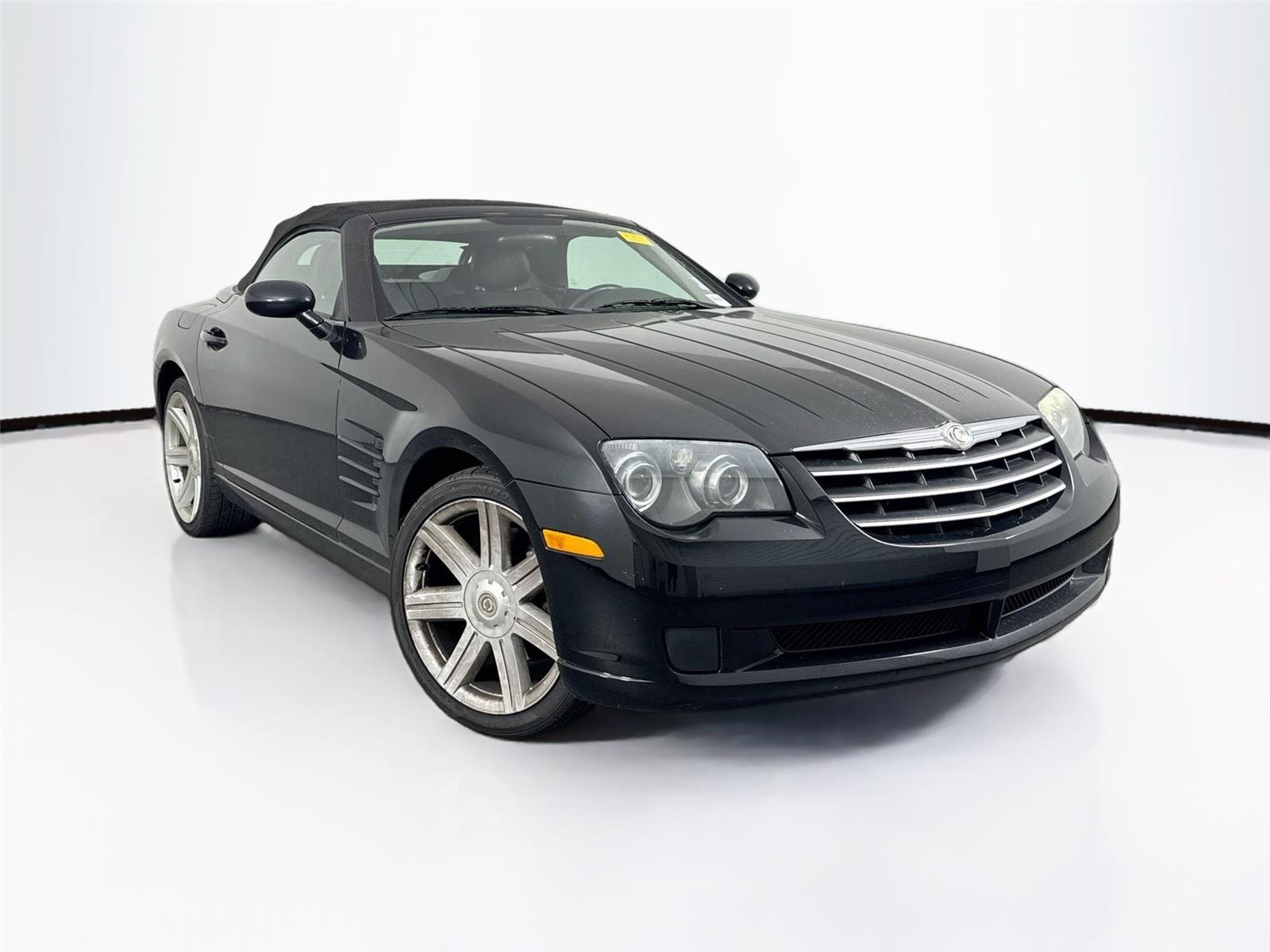 2005 Chrysler Crossfire photo 4