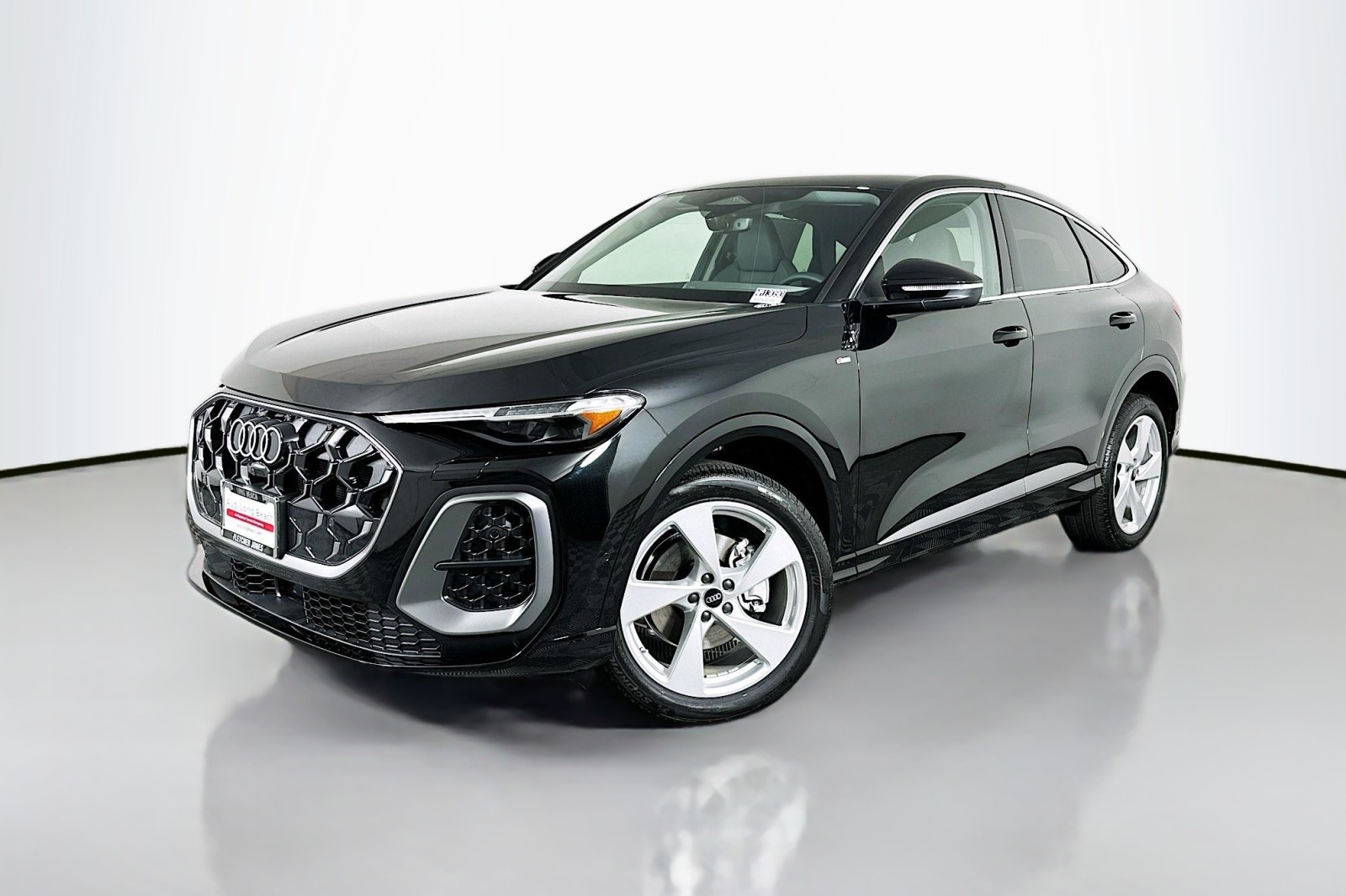 2025 Audi New Q5 Sportback Premium Plus's photo
