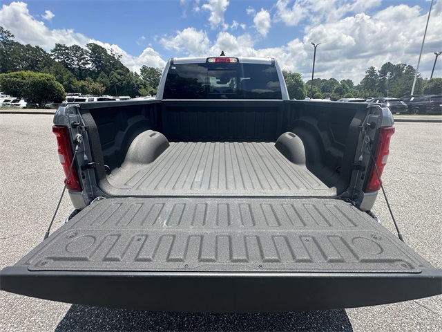 2025 Ram 1500 Laramie photo 18