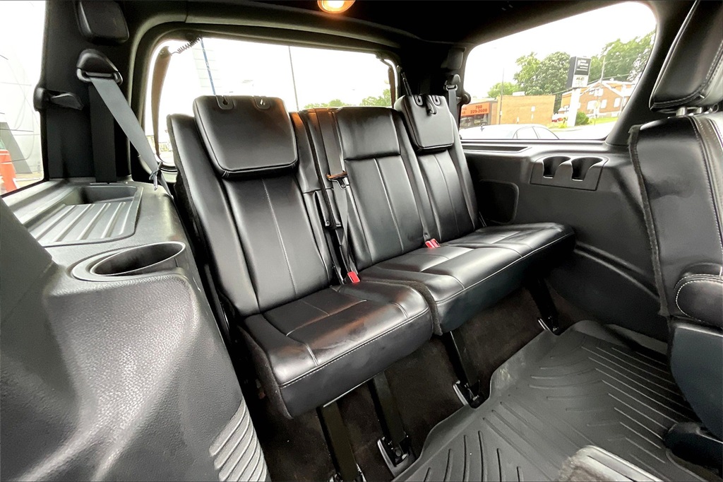 2016 Ford Expedition Platinum photo 25