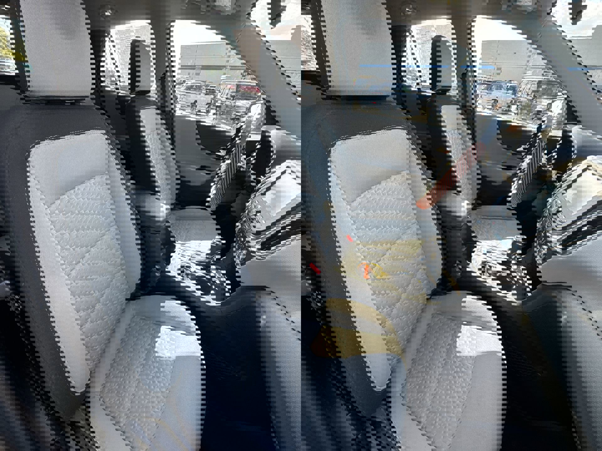 2018 Chevrolet Equinox LS photo 25