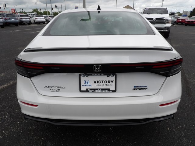2025 Honda Accord Hybrid Sport-L photo 6
