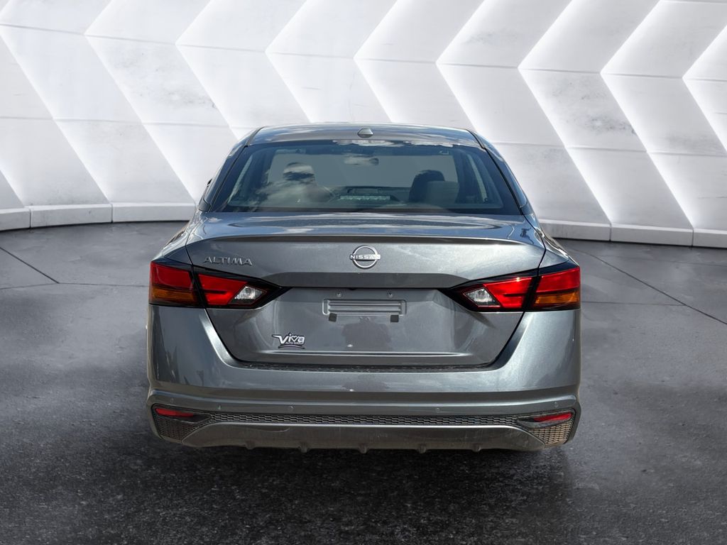 2025 Nissan Altima 2.5 S photo 5