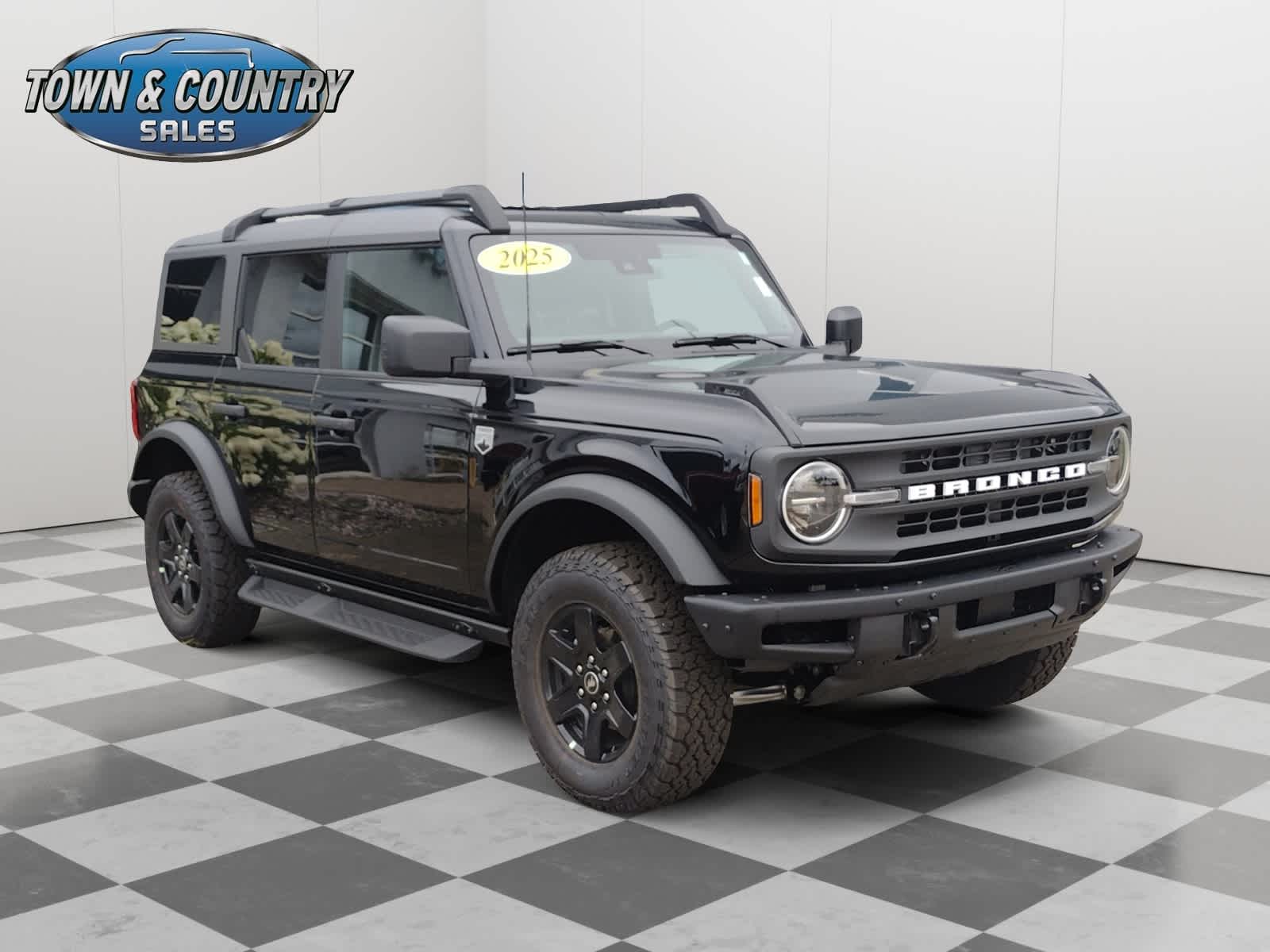 2025 Ford Bronco 4-Door Big Bend's photo