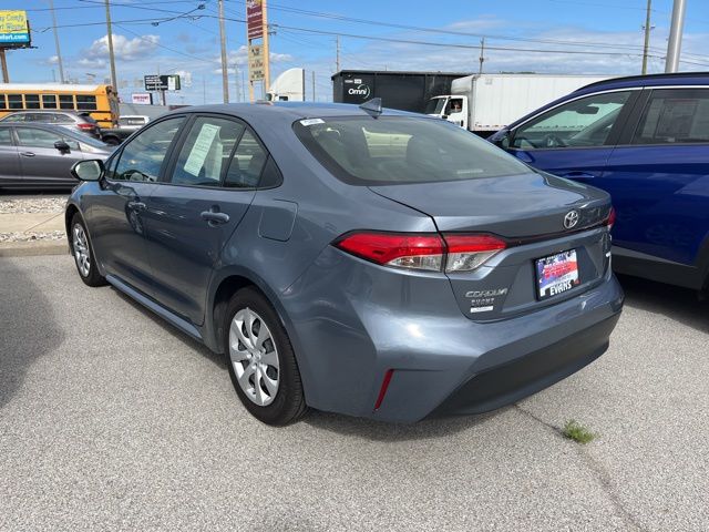 2023 Toyota Corolla LE photo 4