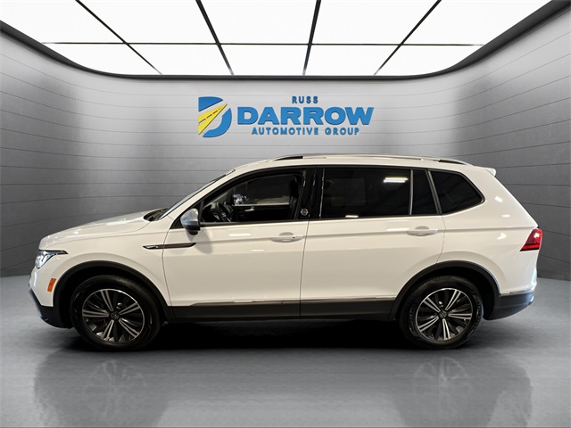 2024 Volkswagen Tiguan Wolfsburg Edition photo 3