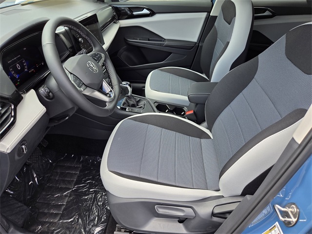 2025 Volkswagen Taos S photo 5
