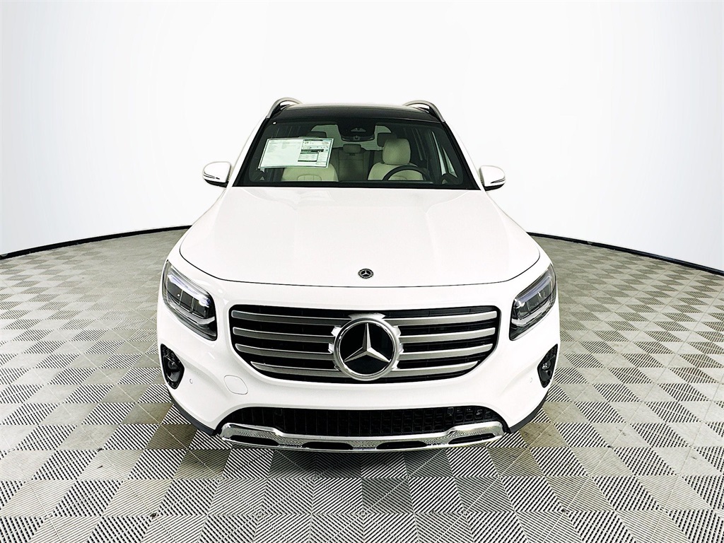 2025 Mercedes Benz GLB 250 photo 2