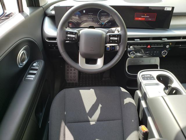 2026 Hyundai Ioniq SE photo 18