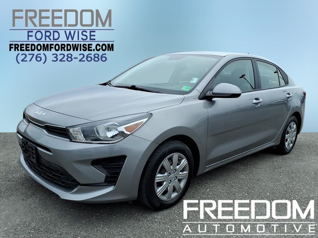 2022 Kia Rio S's photo